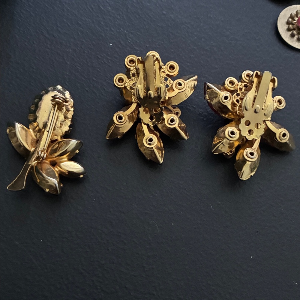 Radiant Red and Gold Floral Earrings - Picture 2 of 2